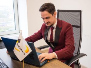 «Харампурнефтегаз» выиграл корпоративный турнир по DOTA 2
